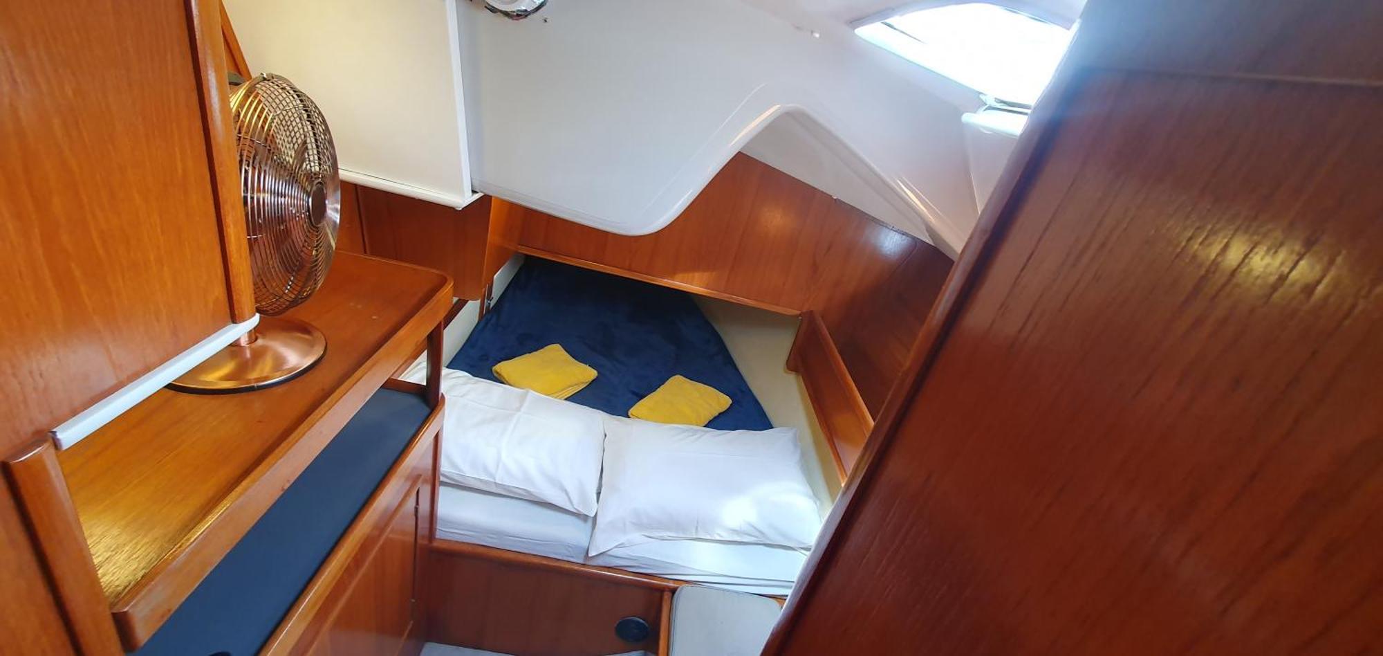 Coriandre 2 - Dormir Sur Un Grand Voilier 9 Personnes By Nuits Au Port Ла-Рошель Экстерьер фото
